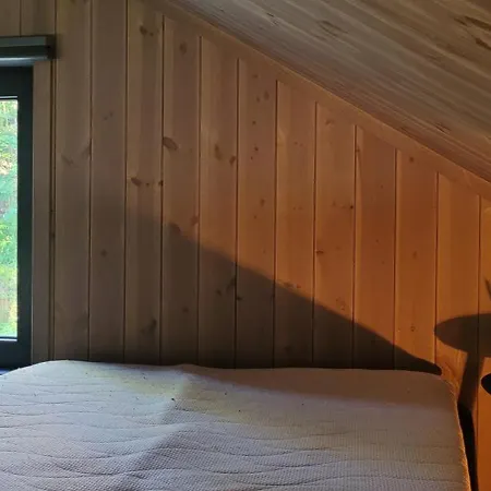 Moderne I Vannkanten Med Tilgang Til Brygge Og Bat *