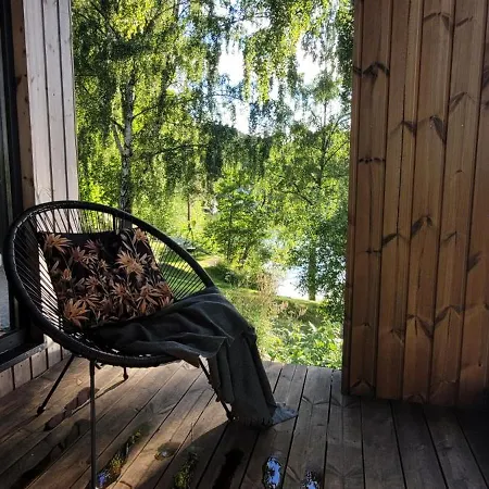 Moderne I Vannkanten Med Tilgang Til Brygge Og Bat